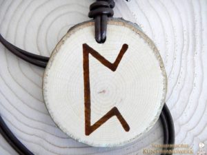 Runen Amulett "Perthro"