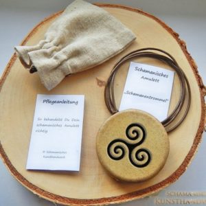 Schamanentrommel Amulett "Triskele" – Bild 4