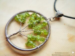Lebensbaum Amulett "Peridot"