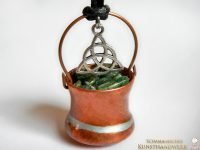 Hexenkessel Amulett 