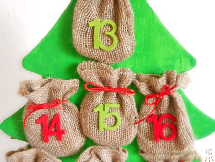 Runen Adventskalender hinten Nahansicht (Abb. ähnlich)