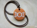 Ton Amulett "Dreifacher Mond" – Bild 2