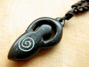 Speckstein Amulett "Göttin des Schutzes"