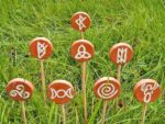 Spiritueller Gartenstecker "Spirale" – Bild 15