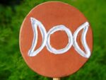 Spiritueller Gartenstecker "Dreifacher Mond"