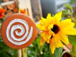 Spiritueller Gartenstecker "Spirale" – Bild 7