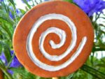 Spiritueller Gartenstecker "Spirale" – Bild 4