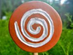 Spiritueller Gartenstecker "Spirale" – Bild 8