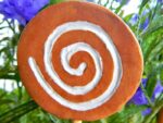 Spiritueller Gartenstecker "Spirale" – Bild 11
