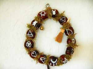 Kastanien Kranz "Wicca"