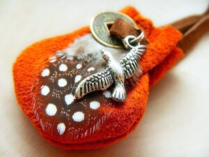 Indianisches Sternzeichen Glücksbeutelchen "Roter Habicht/Falke"