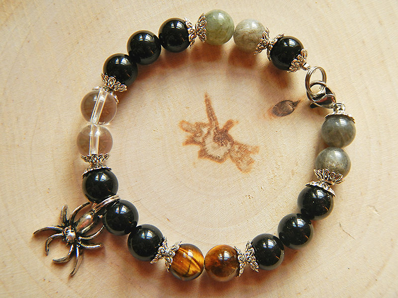 Krafttier Armband "Spinne" von oben