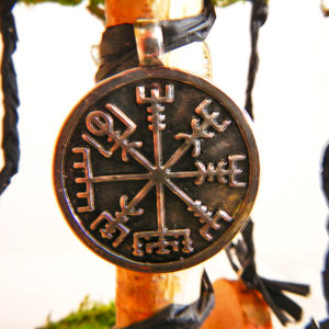 Beltane Baum "Runen" - Runenkompass Motivanhänger (Abb. ähnlich)