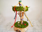 Beltane Baum "Wicca" von der Seite - Hagazussa (Abb. ähnlich)