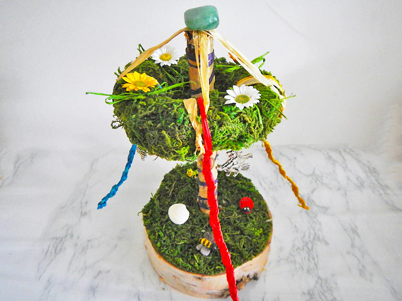 Beltane Baum "Wicca" von oben (Abb. ähnlich)