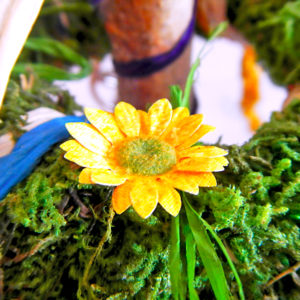 Beltane Baum - gelbe Blume (Abb. ähnlich)